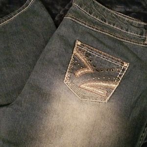 Faded Glory NWOT SIZE 22W Denim Capri's